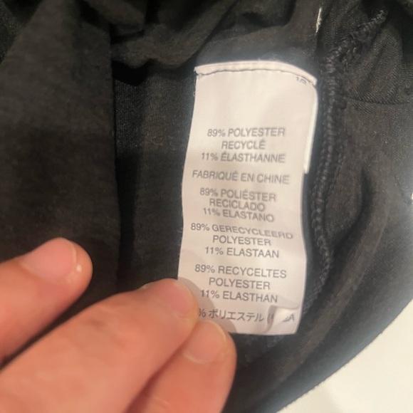 VUORI  HALO ESSENTIAL HODDIE IN BLACK HEATHER SIZE M - Picture 5 of 6